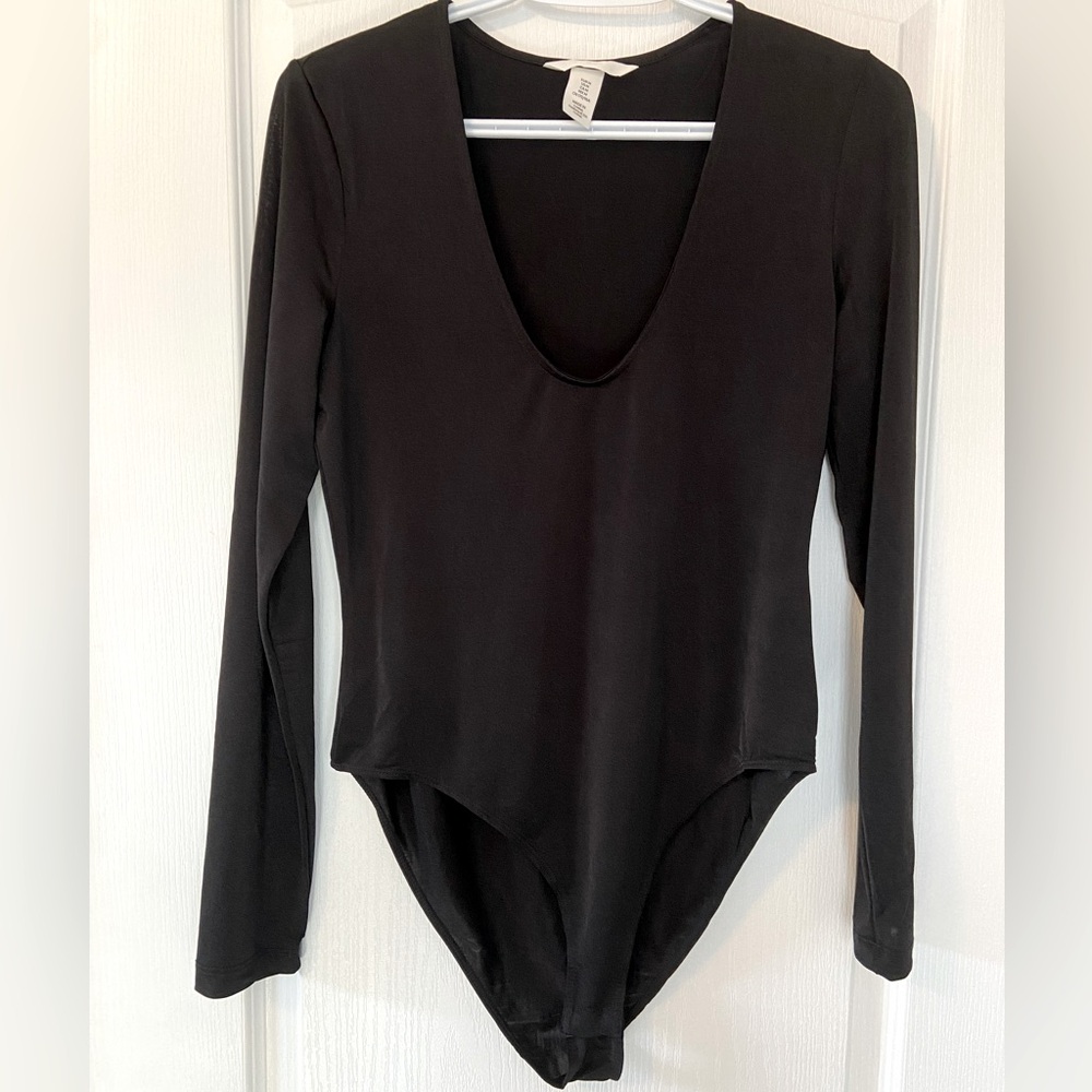 H&M Classy Deep V Neckline long sleeve bodycon Bodysuit - Picture 2 of 3